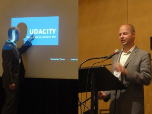 Sebastian Thrun e sua fala no AERA Meeting 