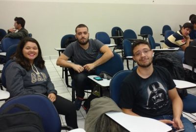 Alunos de SI realizam primeira reunião para o Hackathon