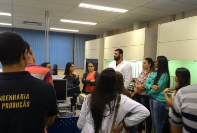 Estudantes de Engenharia de Produção fazem visita técnica ao SENAI-Franca