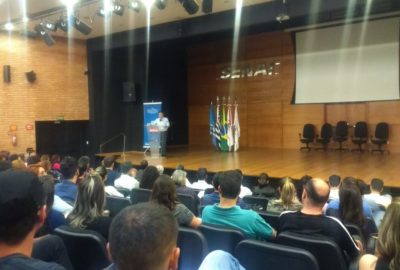 Estudantes de Publicidade e Propaganda, do Uni-FACEF, participam de palestra sobre o “Marketing do Futuro”