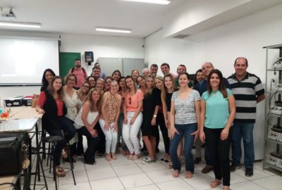 Empresários de Franca visitam Departamento de Engenharia de Produção do Uni-FACEF