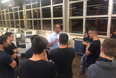 Estudantes de Engenharia de Produção fazem visita técnica ao SENAI