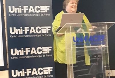 Uni-FACEF recebe pesquisadora finlandesa