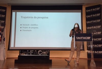 Estudantes de Letras participam de eventos de Literatura e do Discurso e apresentam seus projetos e artigos