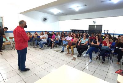 Curso de Ciências Contábeis do Uni-FACEF ministra palestra na ETEC Franca