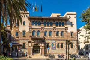 Universidad de Málaga abre vagas para mobilidade de estudantes do Uni-FACEF