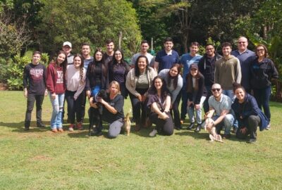 Estudantes de Administração Uni-FACEF fazem visita técnica a fazenda da região de Franca (SP)
