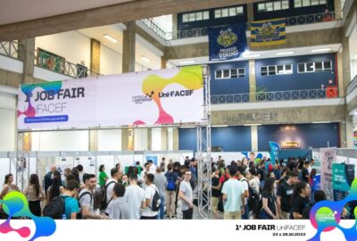 1ª JOB FAIR UniFACEF fez uma importante ponte entre estudantes da Instituição e as empresas de Franca e região