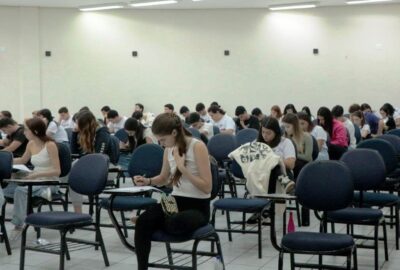 Estudantes da Medicina UniFACEF  realizam prova do TPI 2025-Teste de Progresso Individual