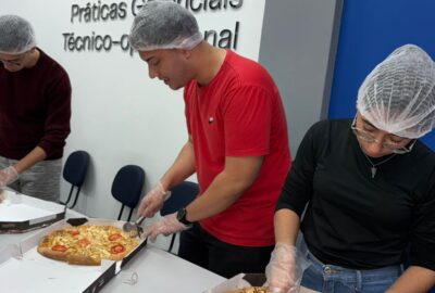 Estudantes de Administração e Ciências Contábeis do UniFACEF organizam “Noite da Pizza” como atividade empreendedora