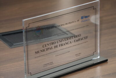 UniFACEF recebe Moção de Aplauso de vereadora de Franca por excelência acadêmica