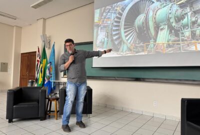 Curso de Publicidade e Propaganda, do UniFACEF, promove palestra sobre o fator humano na era da IA
